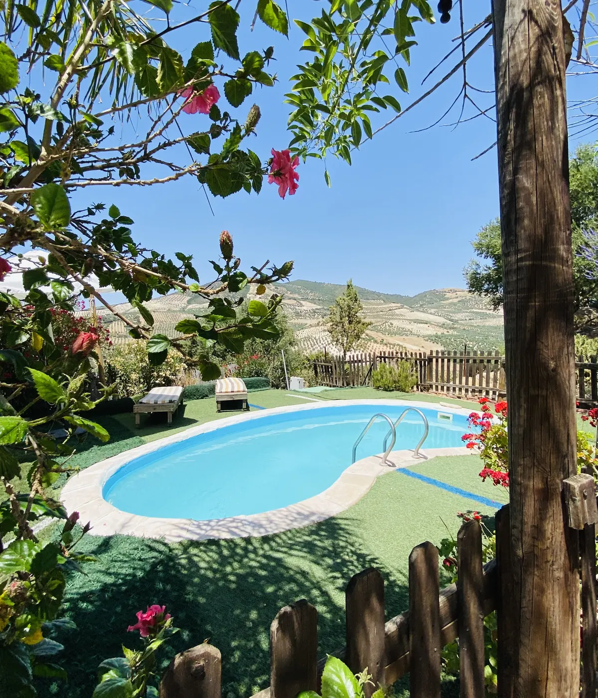 Piscina privada de El Arenoso, casa rural para 18 personas en Pruna