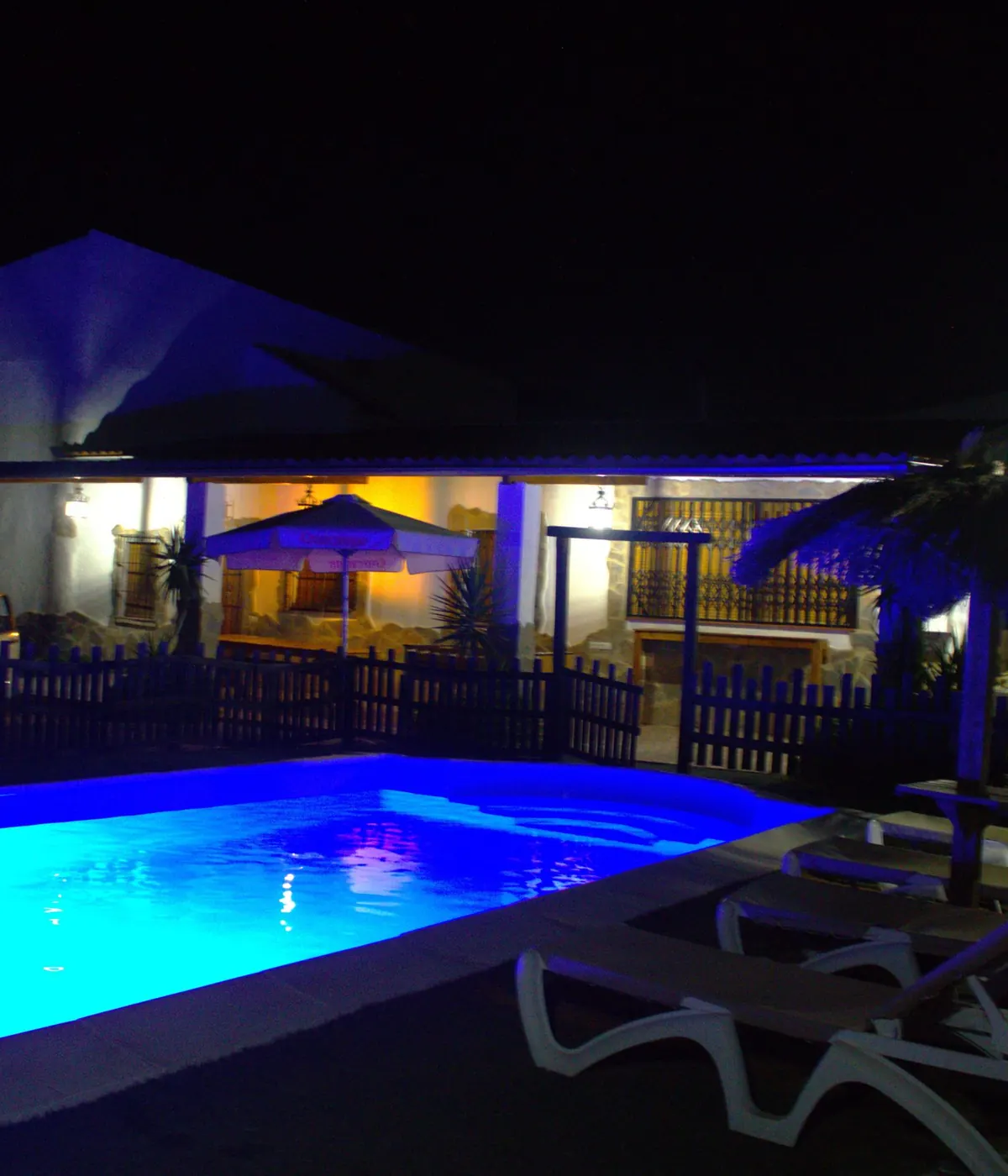 Piscina privada de El Asiento Los Gemelos, casa rural para 26 personas en Pruna