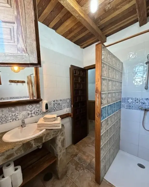 Exterior de El Asiento Los Gemelos, casa rural en Pruna