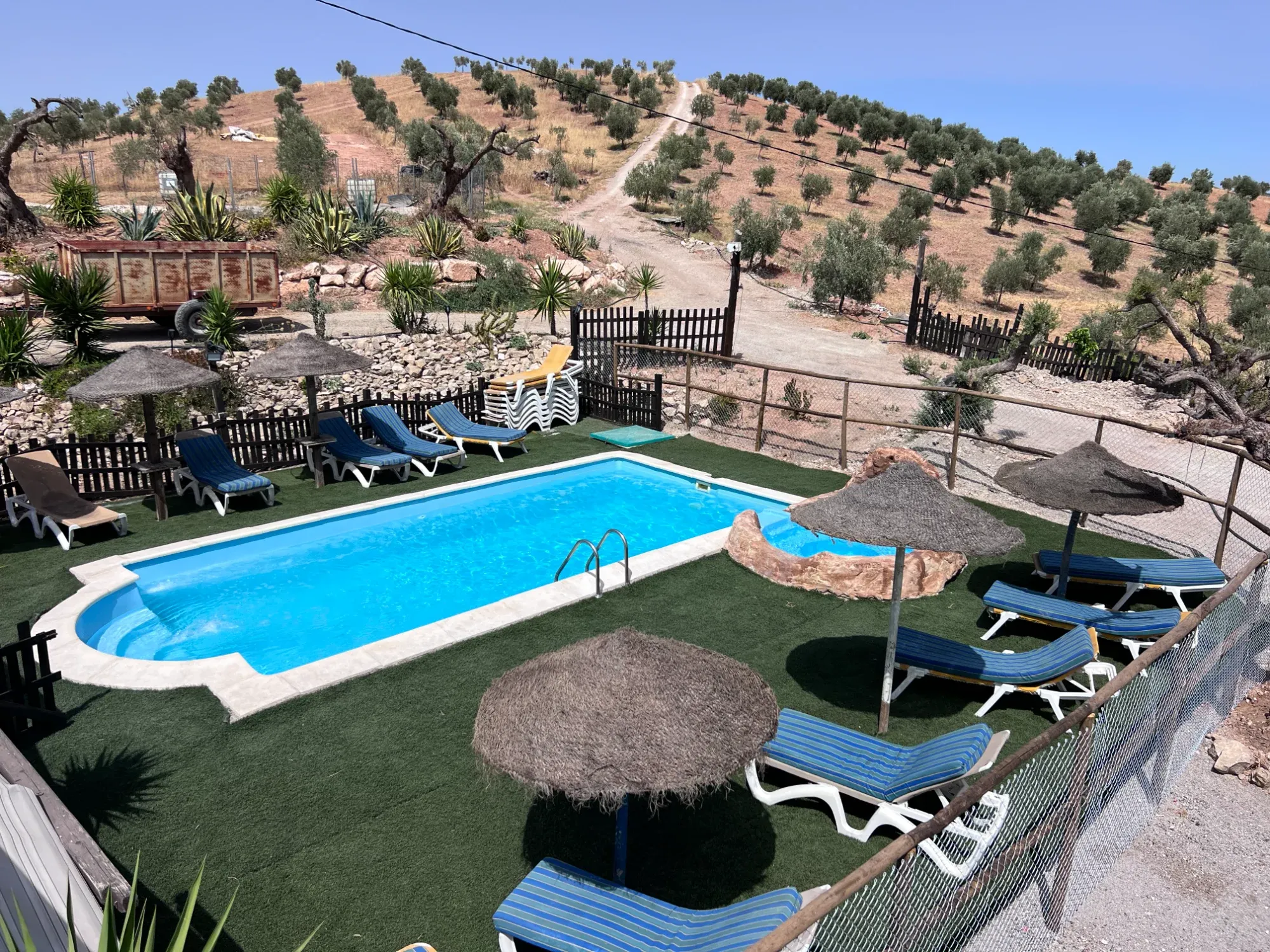 Exterior de El Asiento Los Gemelos, casa rural en Pruna